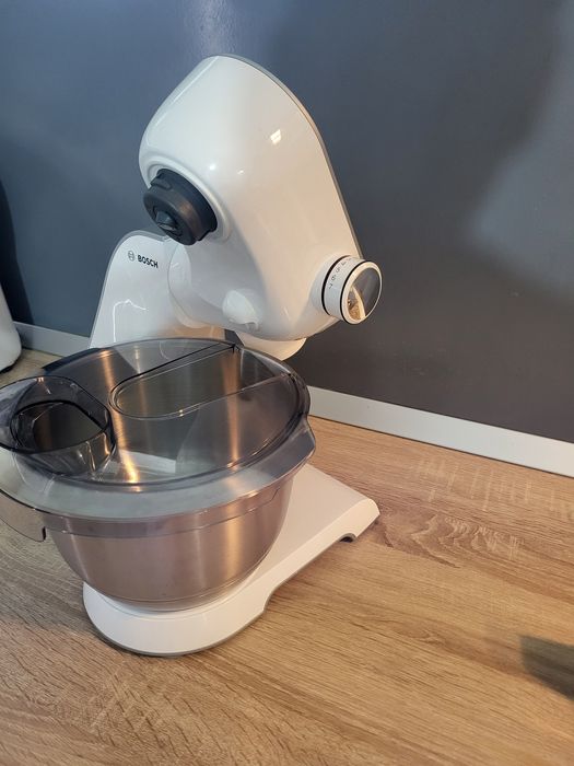 Robot de bucătărie Bosch multifunctional
