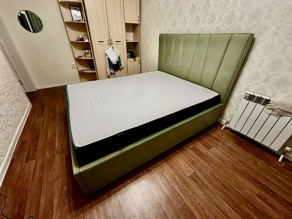 Продается кровать в отличном состоянии