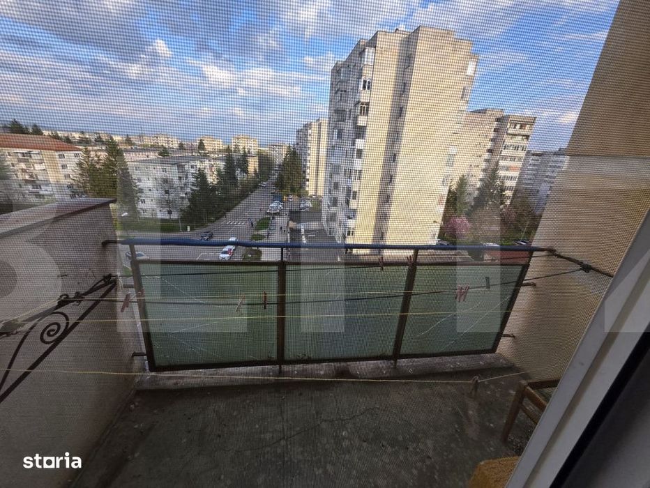 Apartament 3 camere, decomandate, 71 mp, zona Simeria