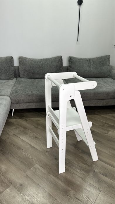 Продам детский стул