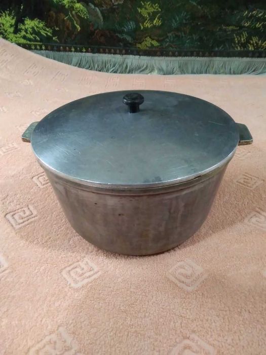 Казан, 6 литров, СССР, состояние отличное, сплав АЛ9.