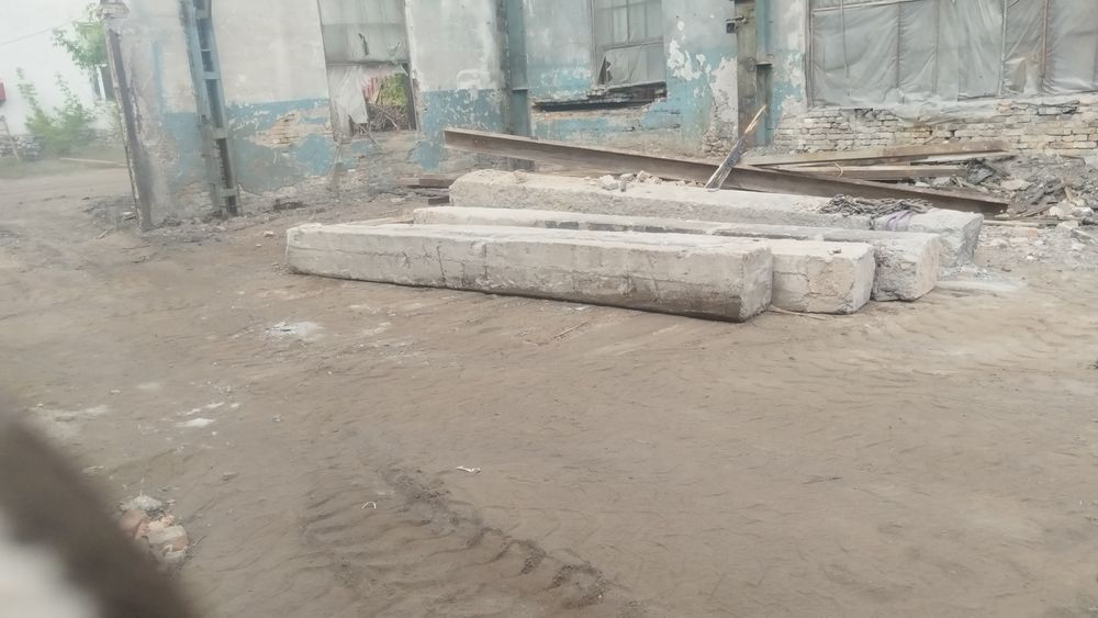 Продам блок фундаментный.