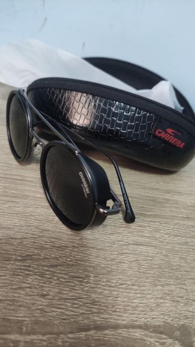 Carrera Слънчеви очила