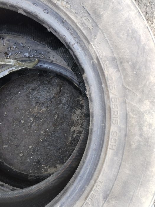 Продам шины на 15