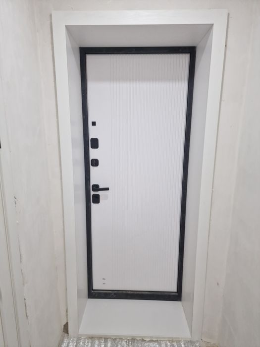 Установка Дверей