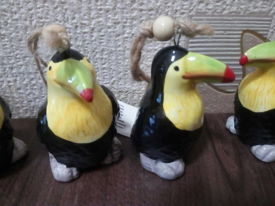 LED гирлянди с къщи,звезди,метални топки.Фигурки Тукан,Арт сърца,цветя