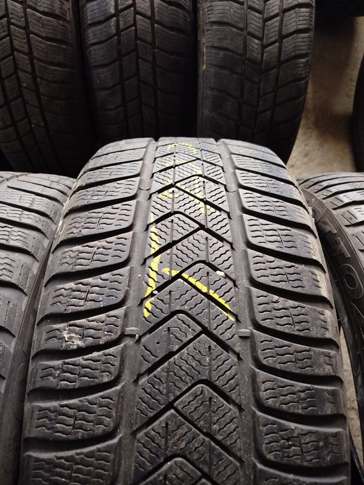 Anvelope 235/45/18 Pirelli