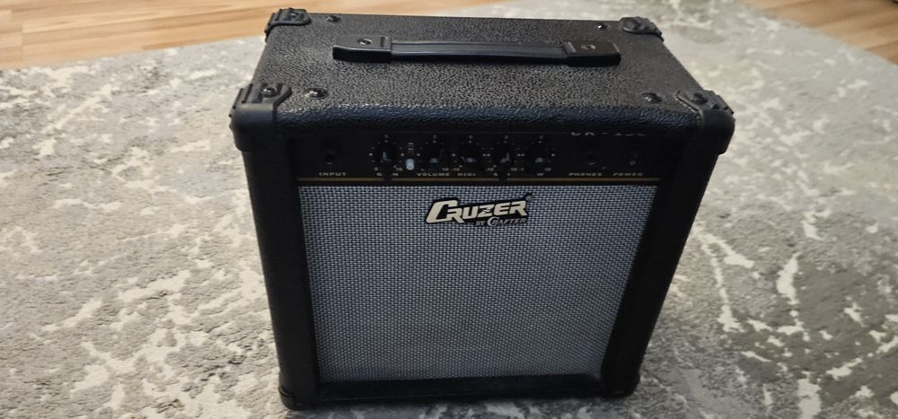 Amplificator  chitara  Cruzer cr 15 G