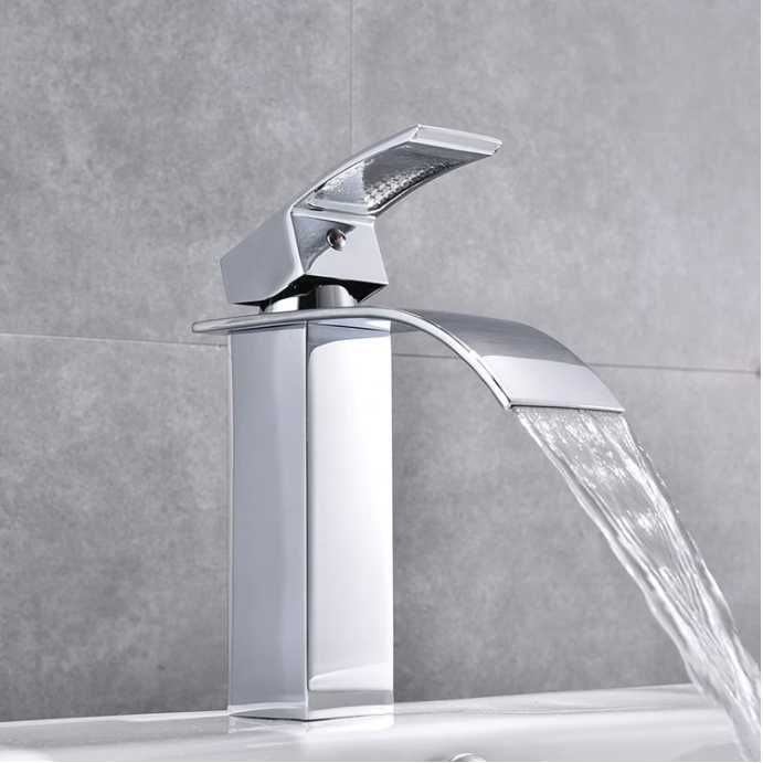 Baterie Chiuveta Moderna Tip Cascada, Monocomanda, NOUA