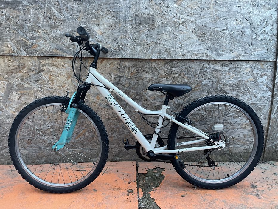 Bicicleta apollo vivid roti 24”