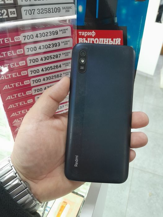 Продам  Samsung A20s  и  Redmi 9A