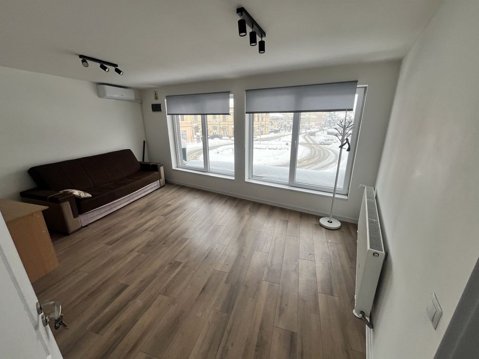 Spatiu Comercial Ultracentral de închiriat