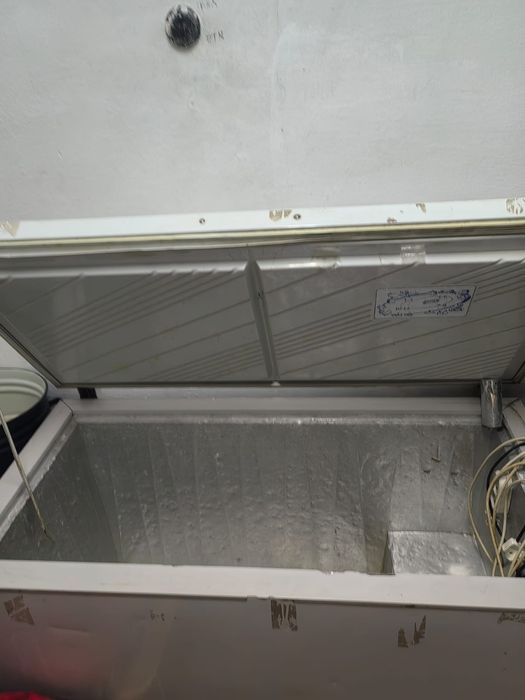 Продам морозильник
