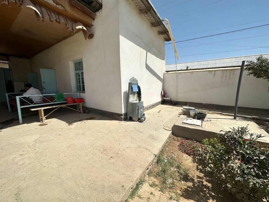 Hovli 6 sotix 4 xonali