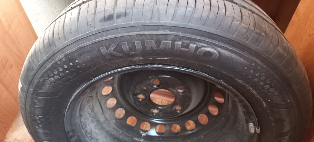 Шина с диском  хюндай