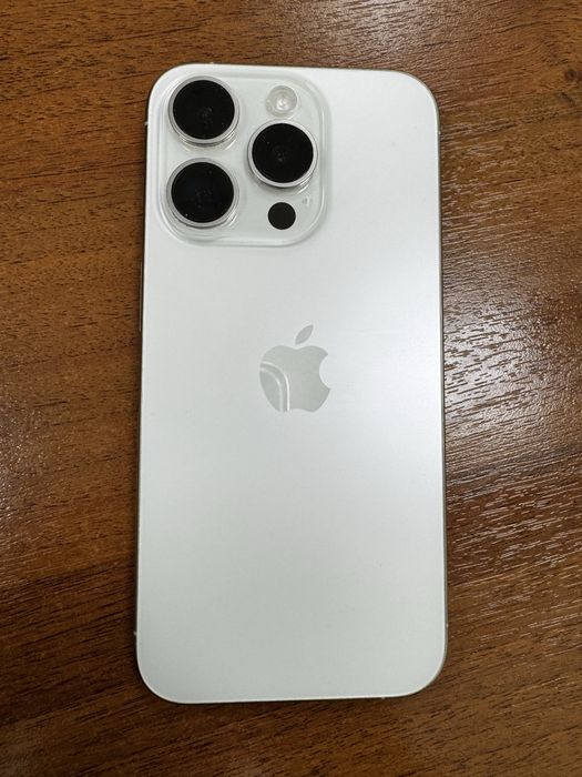 Iphone 15 pro, 256gb, white, 93%