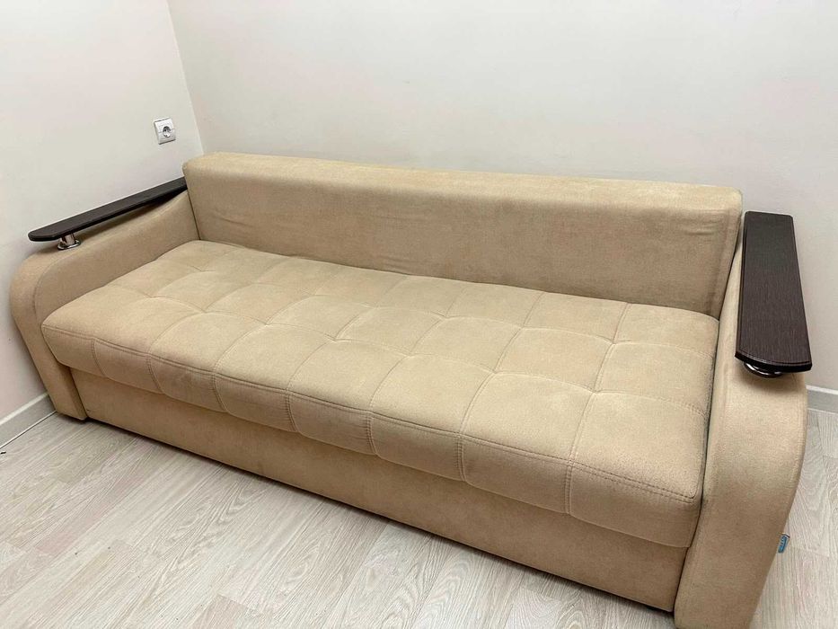 Продам диван б\у в хорошем состоянии