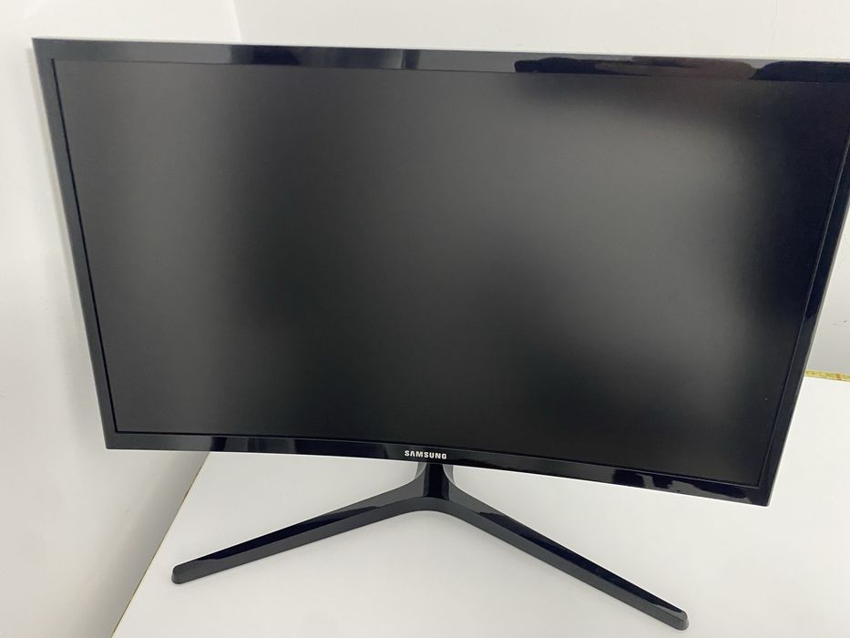 Monitor Gaming Samsung C24RG50FQU, 24”, Full HD, 144Hz, 1ms, curbat