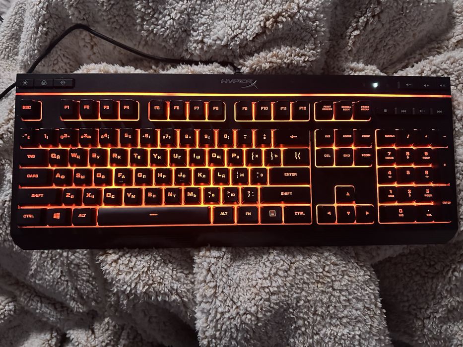 !СРОЧНО! клавиатура HyperX Aloy Core RGB