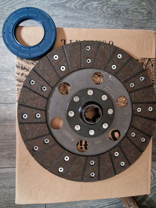 Disc ambreiaj tractor carraro 400  import preț 695 lei se poate trimite