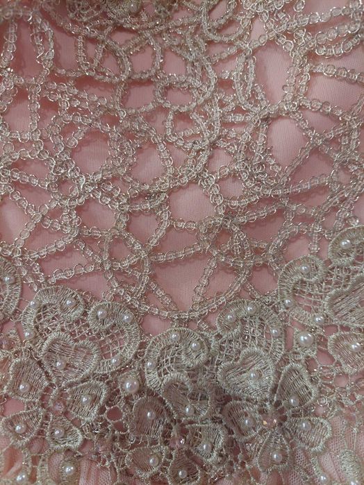 Бална рокля М размер