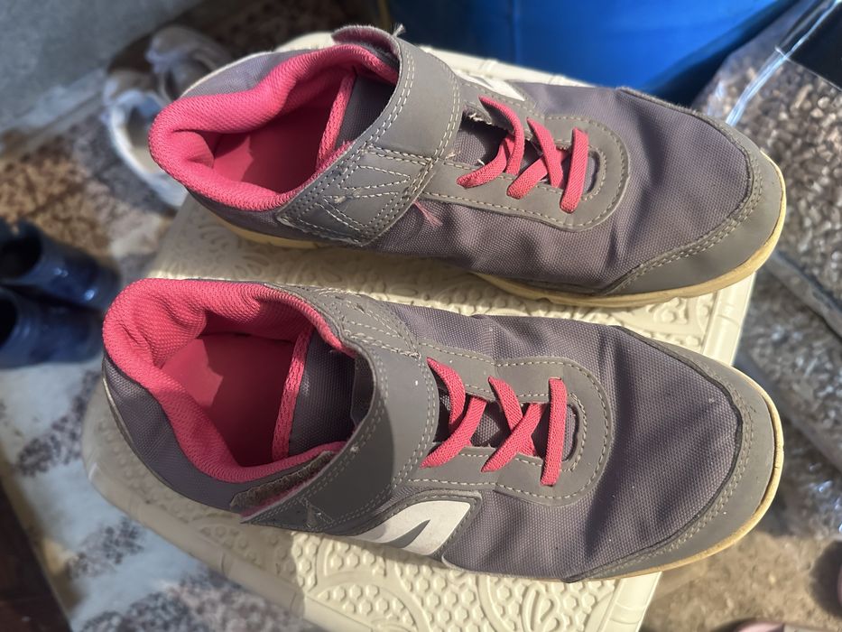 Детски обувки Decathlon