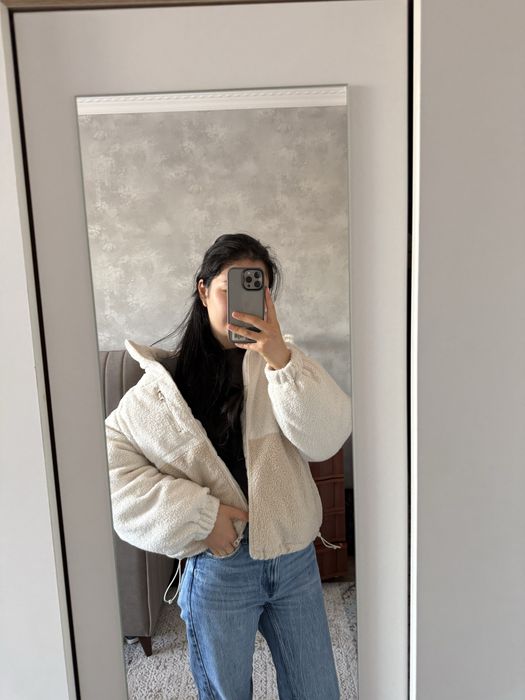 Продам одежду куртки,джинсы,кардиган