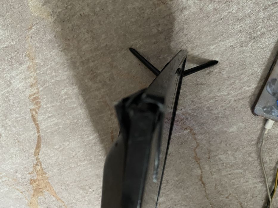 Телефизор kivi.