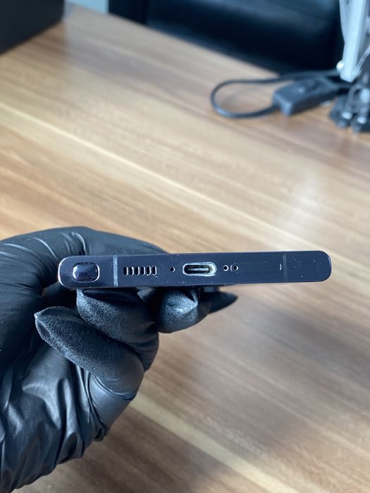 Samsung Galaxy s23 ultra • 256 GB • Phantom Black