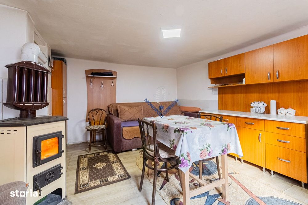 Casă cu 3 camere – Zărnești Central - comision 0%