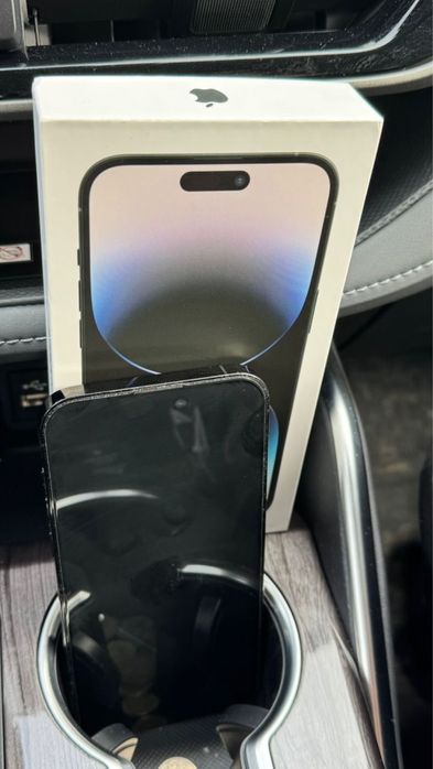Продаю IPhone 14 pro max