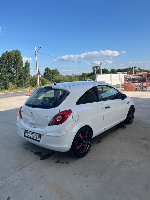 Opel Corsa D 1.2 Benzină 2011