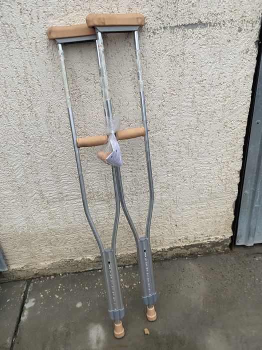 Продам костыли.