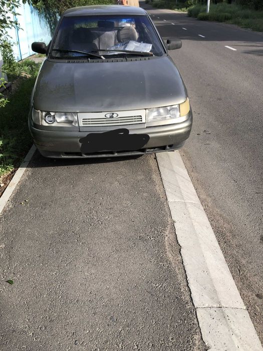 автомобиль ваз-2110