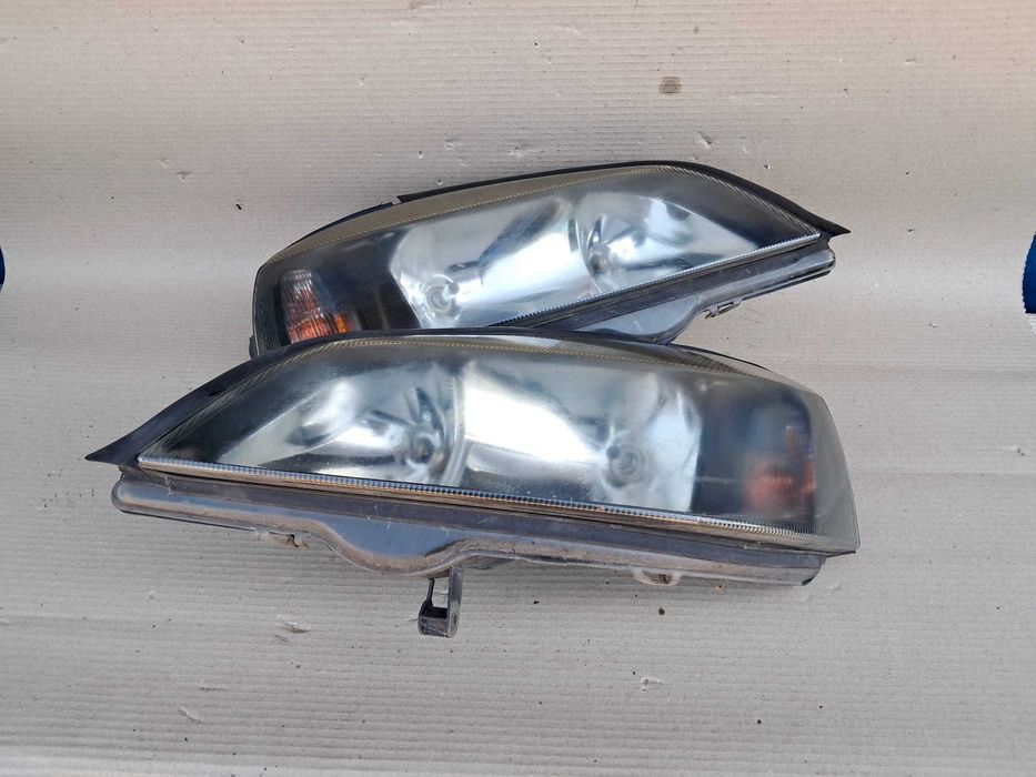 Opel Astra G, Astra Bertone, set faruri originale din dezmembrari