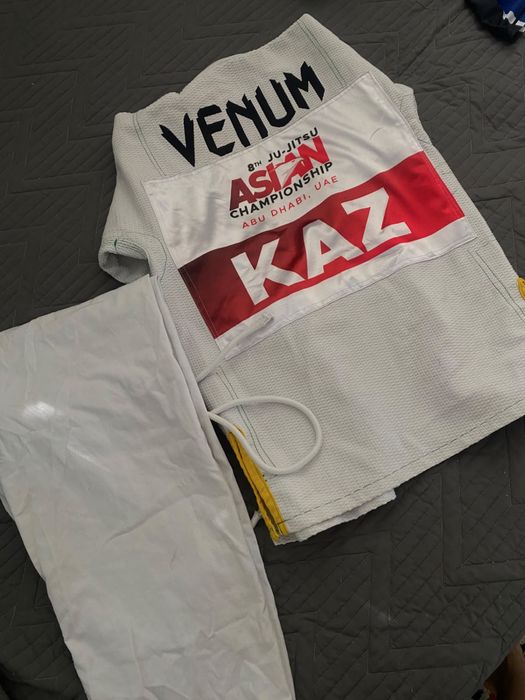 Кимоно VENUM(белый)