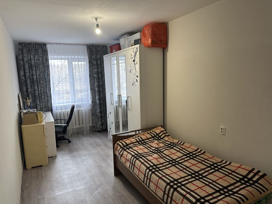 Продам квартиру 4-87