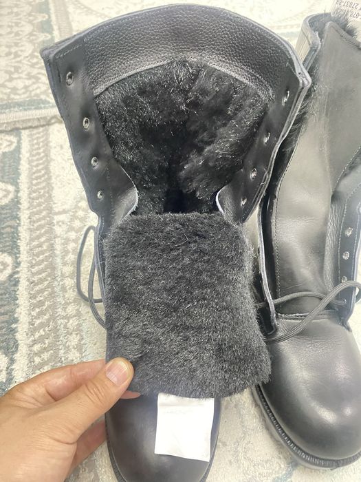 Продам зимние берцы 41 рр