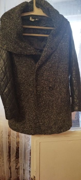 Продаю женские дублёнки.