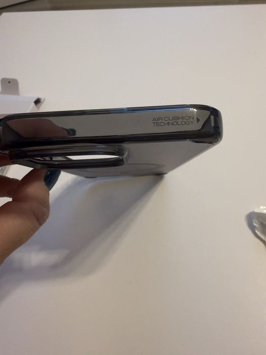 Husa iPhone 16 PM Spigen