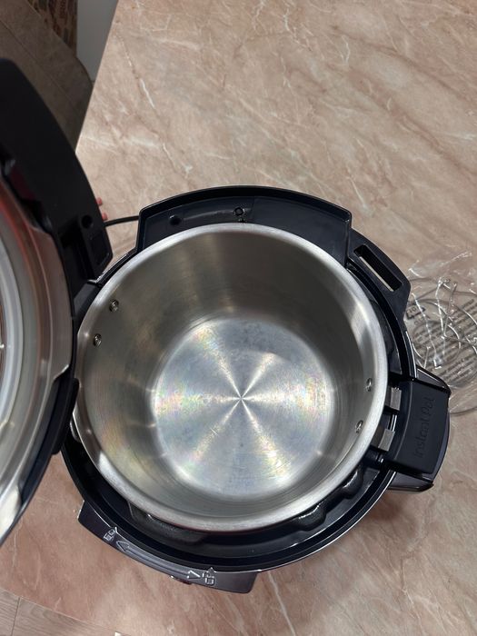 Мултикукър Instant Pot - Pro Max, 1200W, 5.7 l, 10 програми, Wi-Fi,