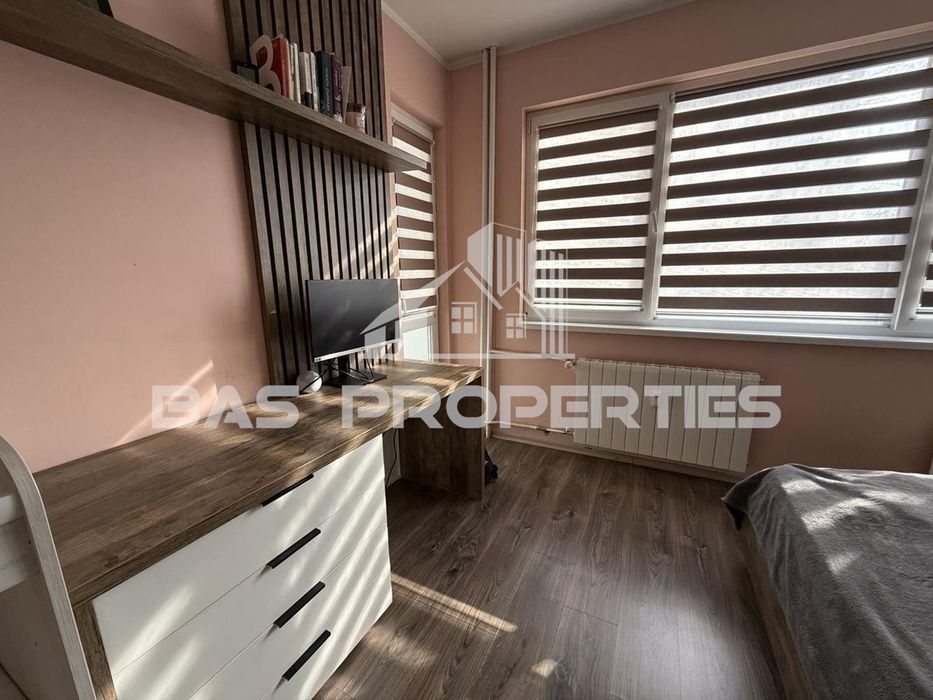 Продава се Двустаен апартамент в София, Красно село - 68 кв.м за 1875 €/кв.м - Снимка #5