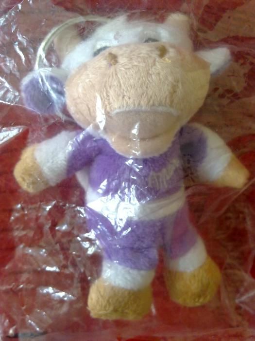 Продавам метални кутии и ключодържатели Милка/Milka