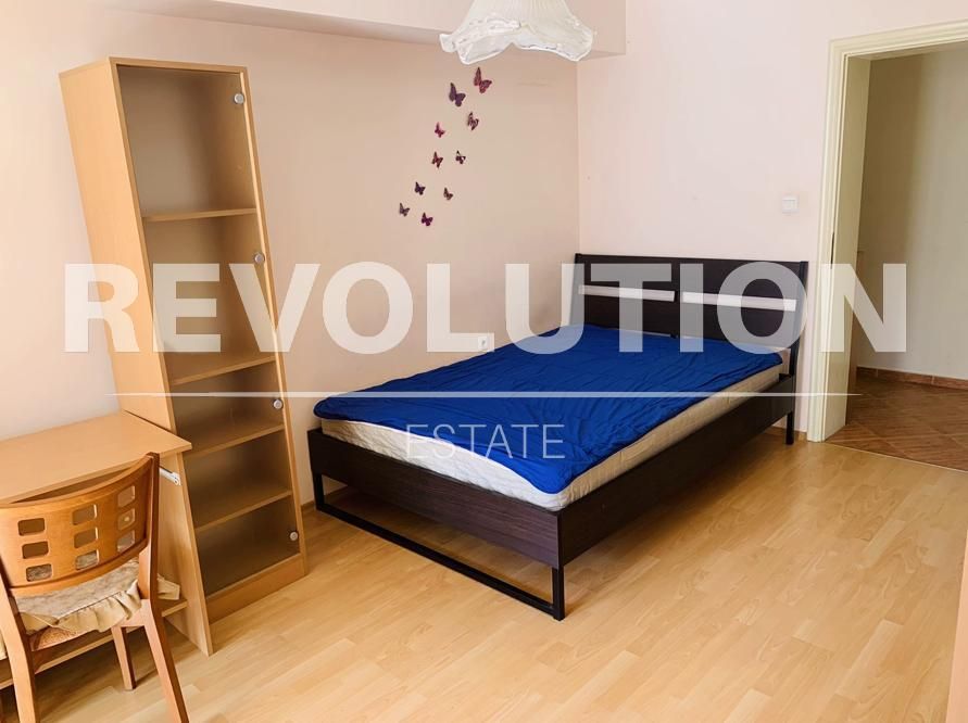 Дава се под наем Тристаен апартамент в Варна, Окръжна болница - 126 кв.м за 600 € - Снимка #14