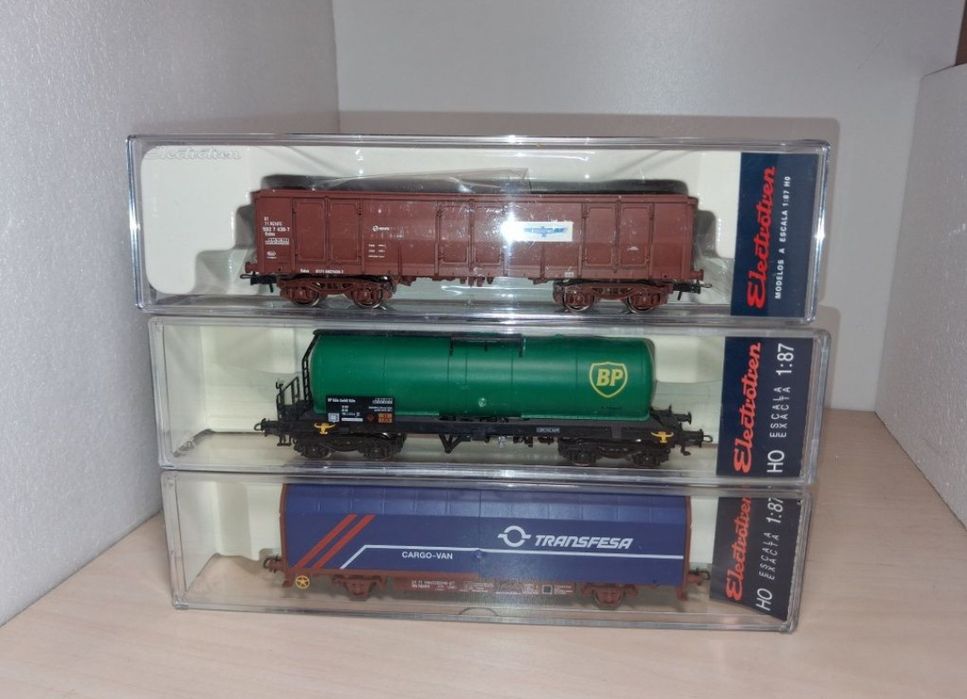 Vagoane de marfa electrotren
Roti metalice izolate

Pret pe bucata 180