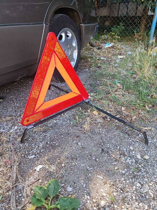Оригинален авариен триъгълник за автомобил форд