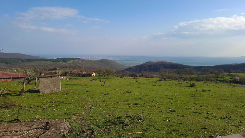 Къща в с.Кошарица, м-ст Плазовец