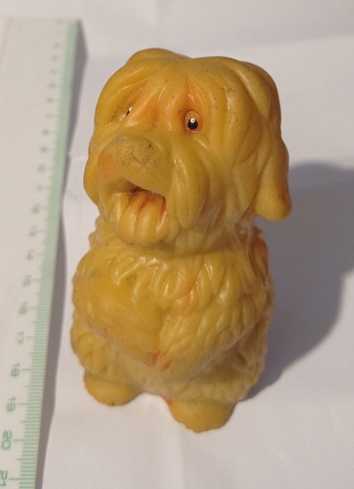 Vând/Schimb figurine din cauciuc.Preț în funcție de jucăria aleasă.