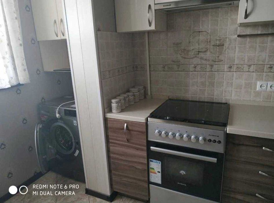 4 в 3/5/9 Дархан, Стадион Старт