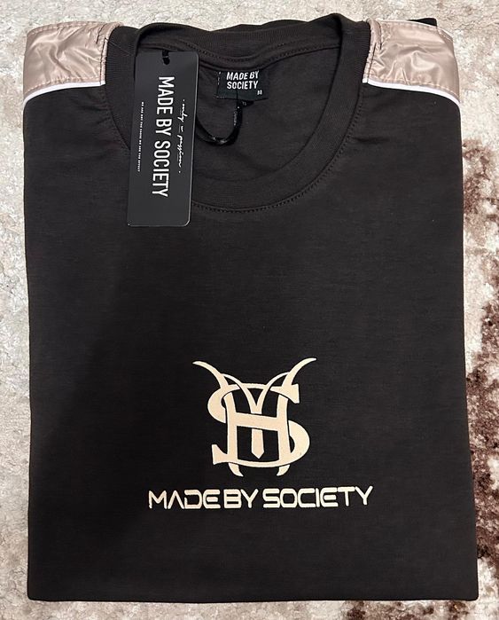 Vând tricou nou de bărbați Made by Society